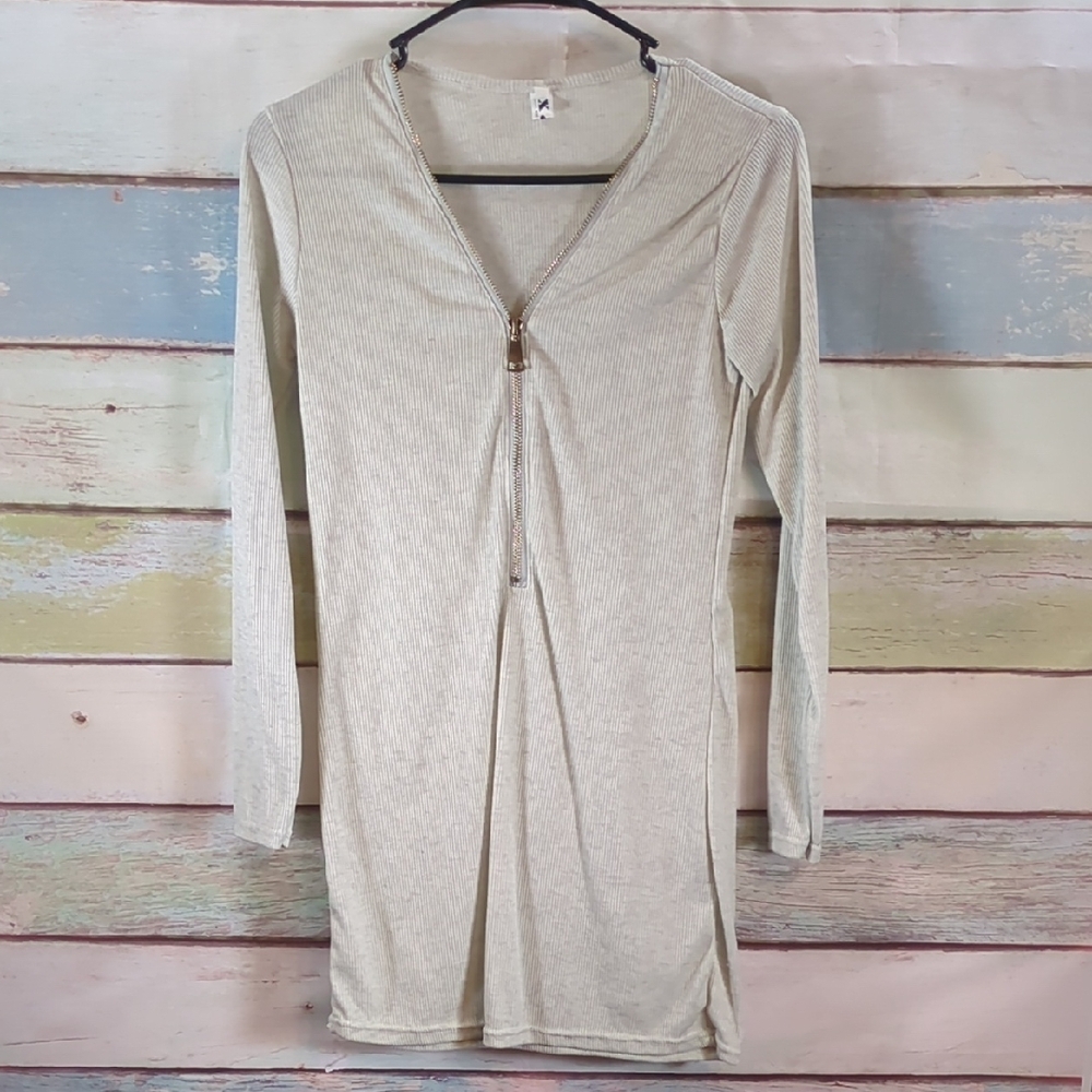 X&Z Light Gray Heathered Long Sleeve Zip Up Dress